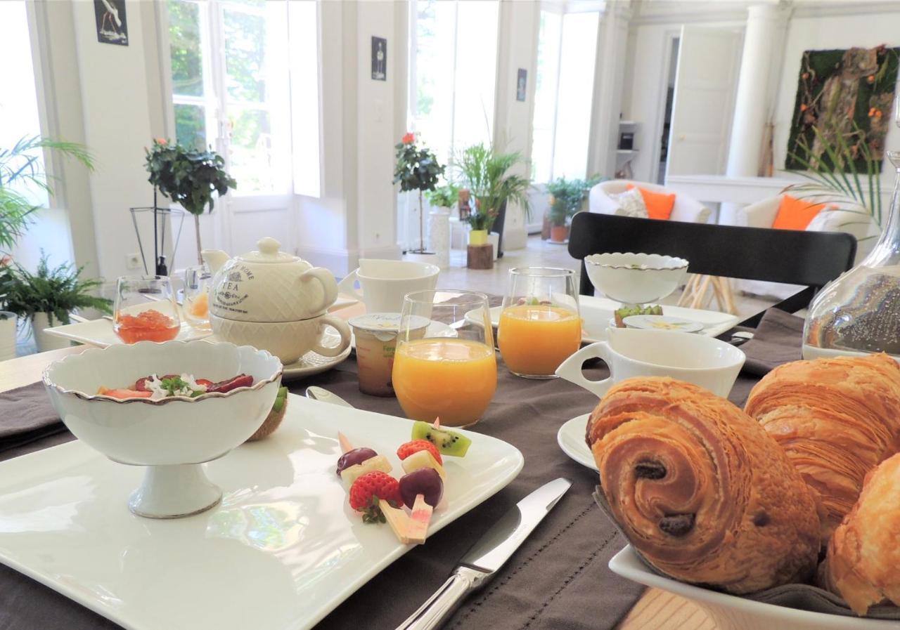 Domaine Du Plessis Grimaud Bed & Breakfast Saint-Viaud Екстериор снимка