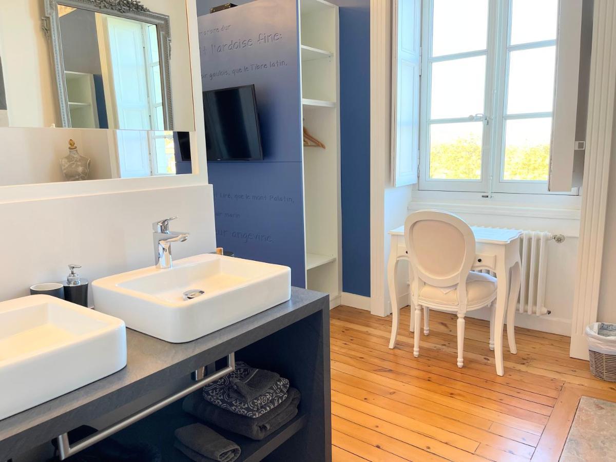 Domaine Du Plessis Grimaud Bed & Breakfast Saint-Viaud Екстериор снимка