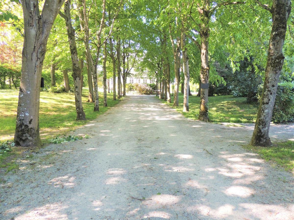 Domaine Du Plessis Grimaud Bed & Breakfast Saint-Viaud Екстериор снимка